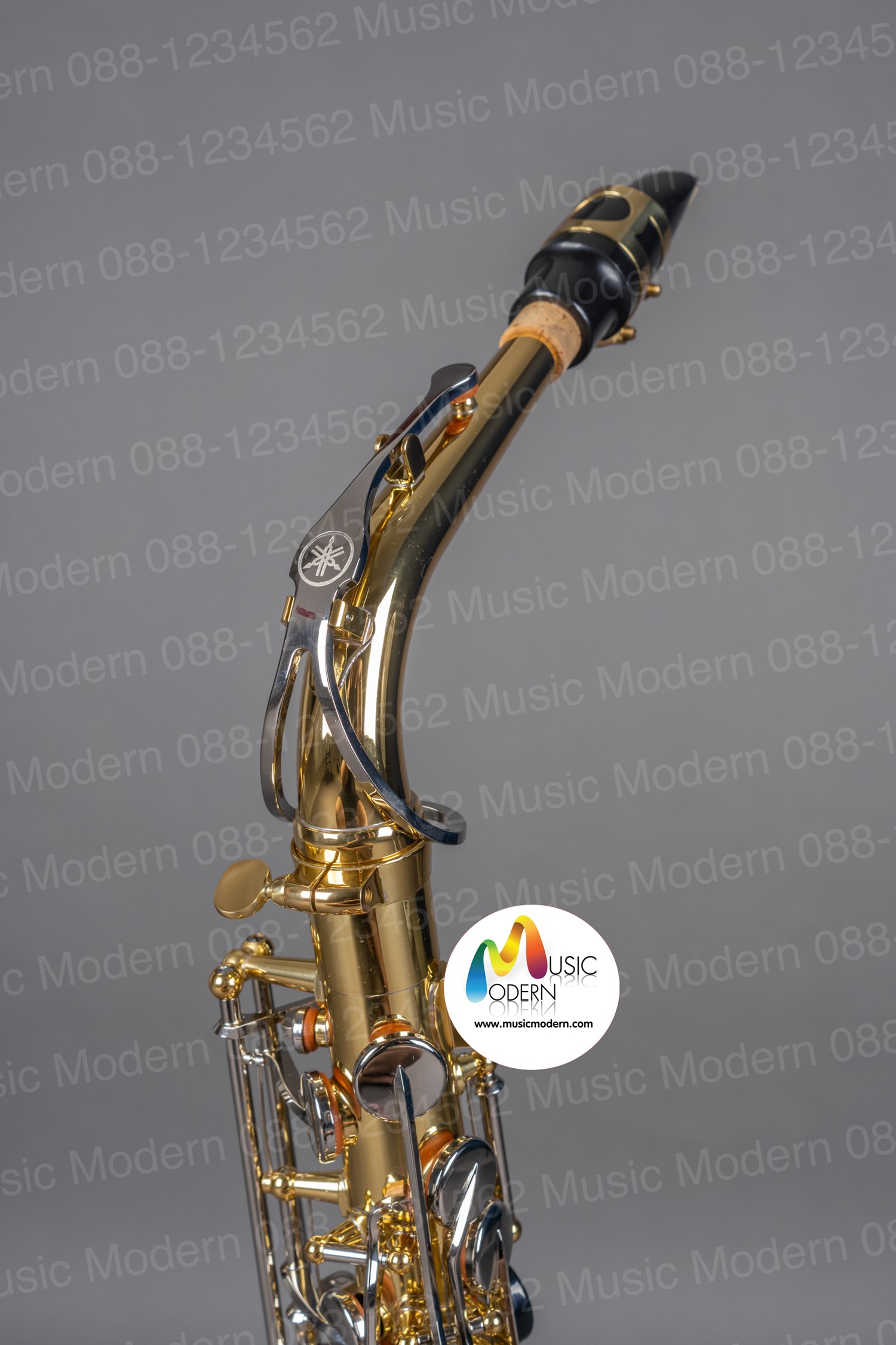 Yamaha Alto Saxophone YAS-26 